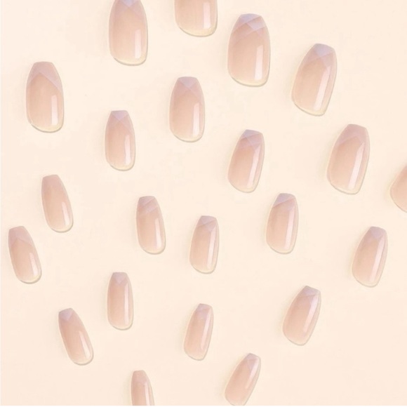 24 piece Nude French Tip Coffin Shape Press on Nails - Picture 10 of 11